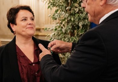 France : la Commissaire Générale du SPACE, décorée des insignes d’Officier de l’Ordre du Mérite Agricole